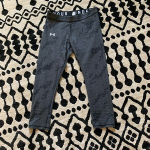 Under armour cloth leggings